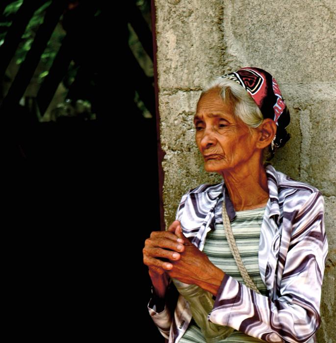 Old Woman, Santa Rosa del Peñón. Photograph by Dan Mangan